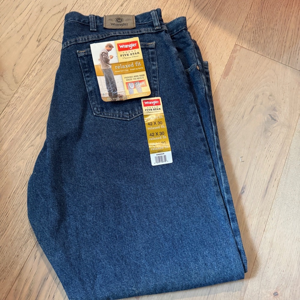 Wrangler Five Star Relaxed Fit Jeans‎ 42x30 Dark Stonewash Premium Denim 97601DR